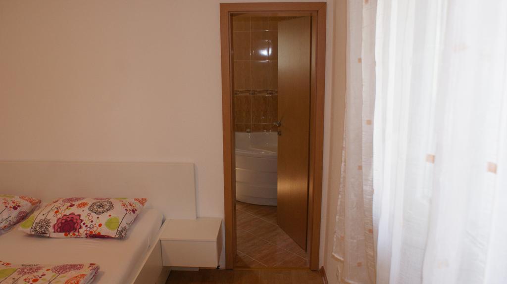 Apartments Nika Zadar Room photo